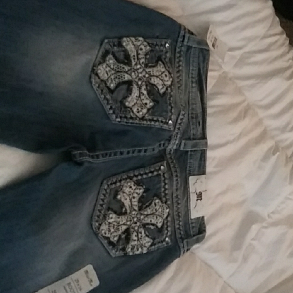 I bought these and they don't fit me.